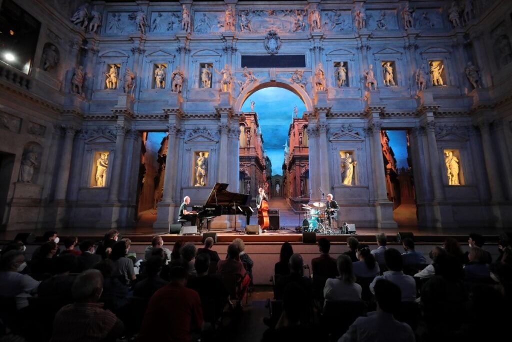 5vj2022doctor 3teatro olimpicofoto di roberto de biasio 1200x800 1 Festival culturali in Italia a fine maggio 2025: Late Spring Music, Utopian Hours, Roma Summer Fest
