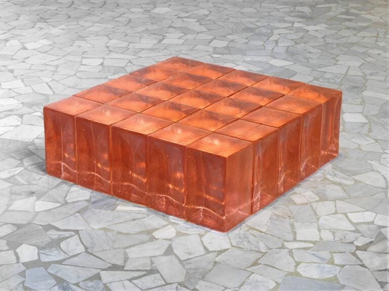 Sul confine tra realtà e percezione. La mostra di Ann Veronica Janssens nel Palazzo Partanna di Napoli 