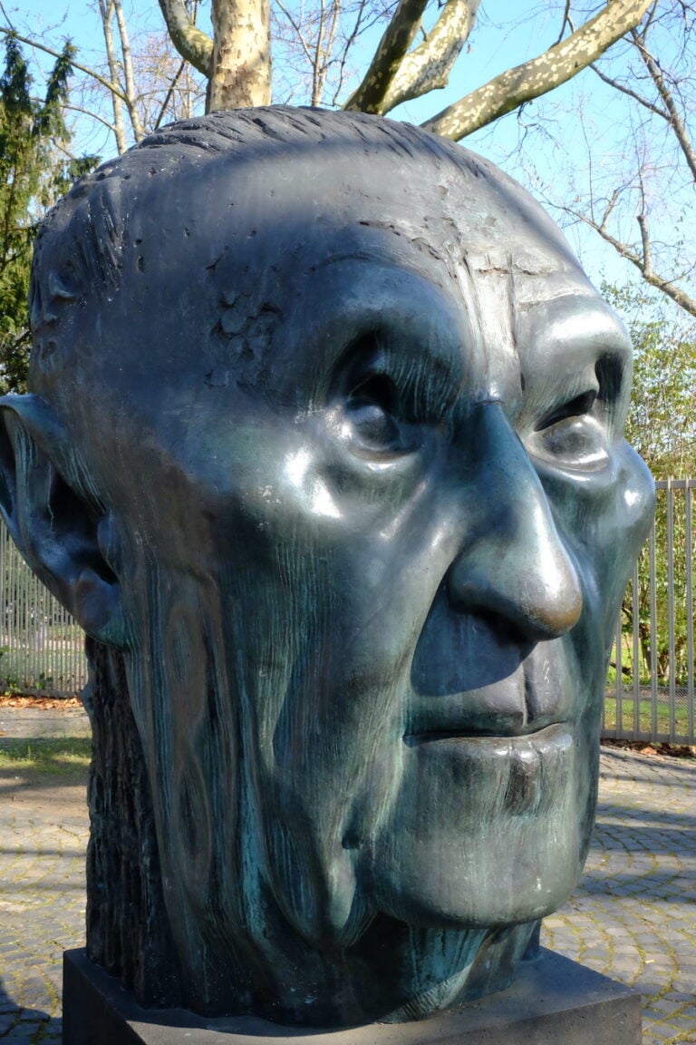 Bonn. Germania La statua di Hubertus von Pilgrim dedicata al cancelliere Adenauer®Photo Dario Bragaglia