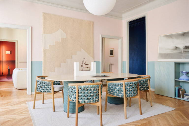 breradesignapartmentorizzontizanellatobortottophvalentinasommarivaweblow15 Tutti gli orizzonti di due famosi designer in un appartamento di Brera che finalmente apre al pubblico