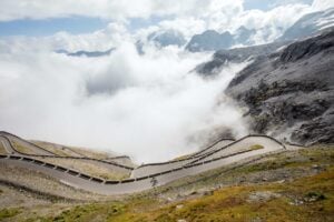 La mitica Strada del Passo dello Stelvio compie 200 anni: eventi e festeggiamenti