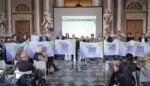 convegno in agricolturaconsegna bandiere di creativamente roero ai comuni edizione 2025 e ai rappresentanti enti partnerfoto mattia gaido Nasce una rete culturale in Langhe, Roero e Monferrato. I percorsi d'arte contemporanea si uniscono con Orma