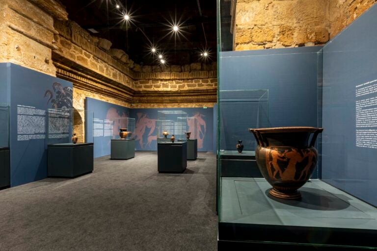 Da Girgenti a Monaco. Da Monaco ad Agrigento. Il ritorno dei vasi del ciantro Panitteri, exhibition view. Museo Griffo, Agrigento, 2024-25. Ph. Angelo Pitrone
