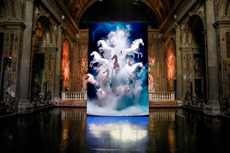 deloitteoperalow 2 A Milano apre una galleria d’arte in una grande chiesa sconsacrata