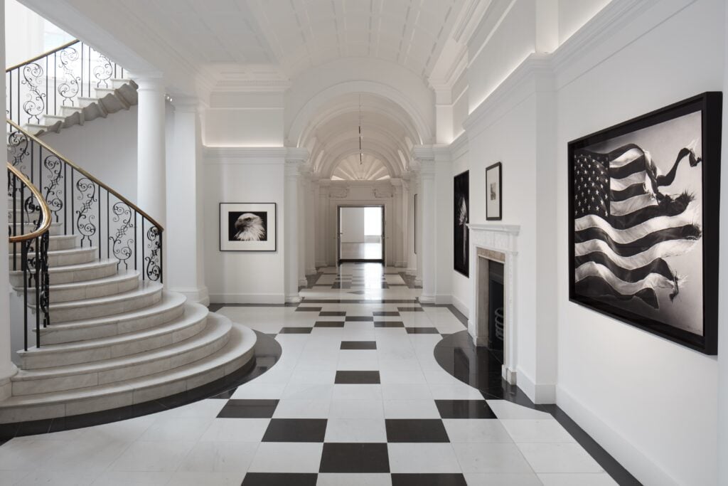 ely house gli interni della sede di londra di thaddaeus ropac ph james frenchthaddaeus ropac londra “Sono diventato gallerista perché ero un artista fallito”. Intervista fiume al grande Thaddaeus Ropac che apre a Milano