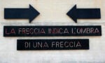 Emilio Isgrò, La freccia indica l'ombra di una freccia, Mac di Gibellina
