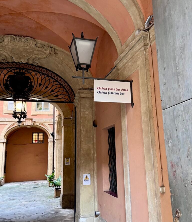 Assistere il buio. Flavio Favelli