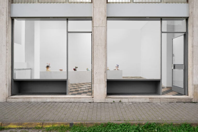 Fontane Animali Cowboys, Stefania Carlotti, Enzo Cucchi, Salvatore Fancello, 2025 Installation view, velo project, Milan