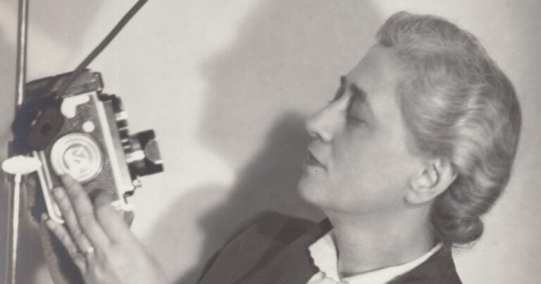 La donna ebrea che fotografò il Duce. La storia sepolta di Ghitta Carell