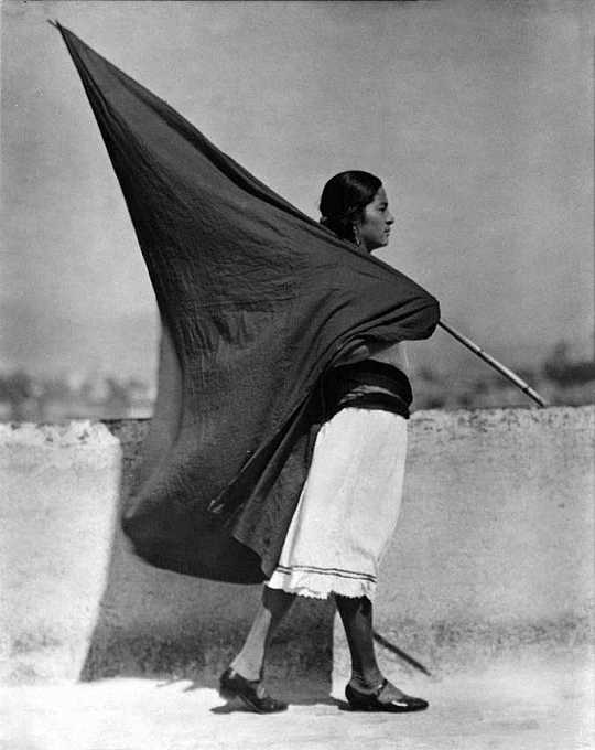 Tina Modotti – Donna Fotografa Militante