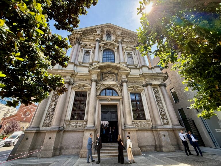 img5526 A Milano apre una galleria d’arte in una grande chiesa sconsacrata
