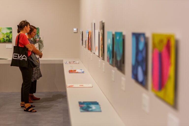 kuvitustriennale yleiskuva kimmo iso tuisku 2 1200x800 1 Torino Graphic Days compie 10 anni. Il festival festeggia all’insegna della rigenerazione urbana