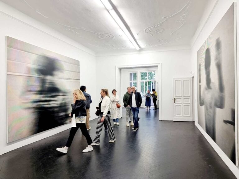La mostra di Anne Imhof da Bucholz
