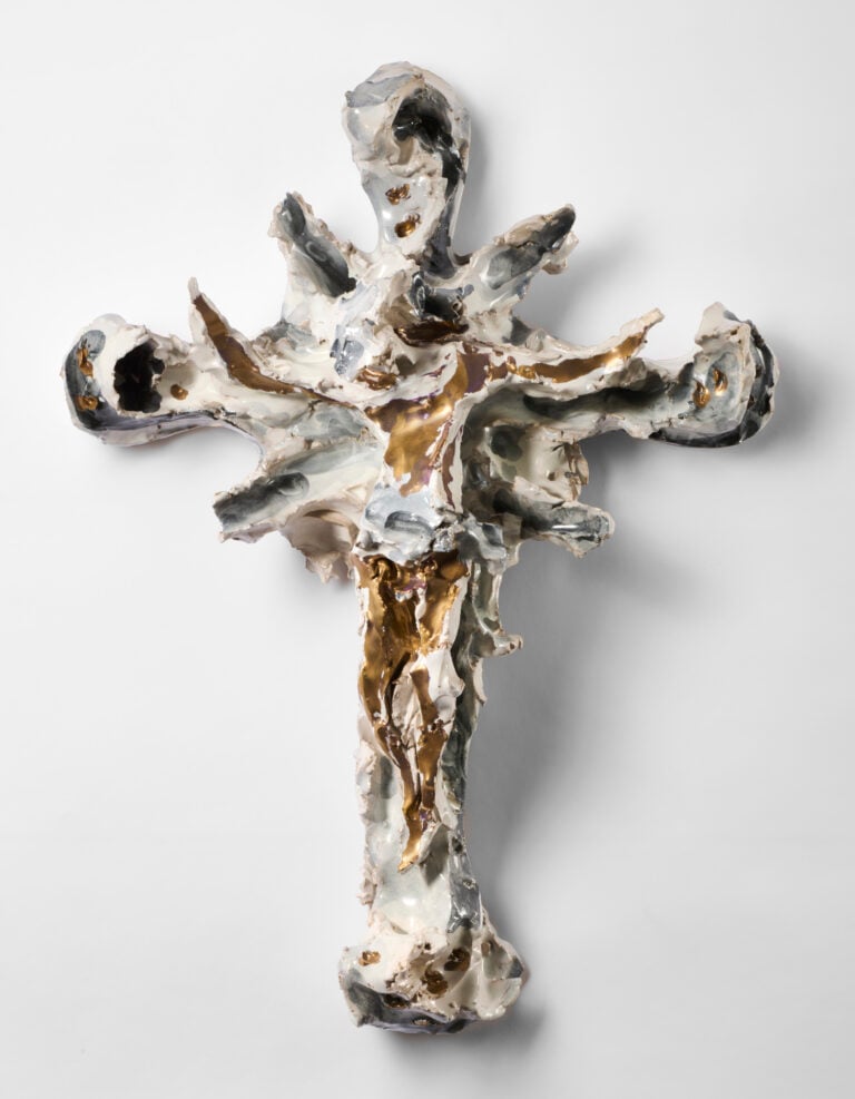 Lucio Fontana, Crocifisso, 1952. Courtesy Il Ponte Casa d'Aste