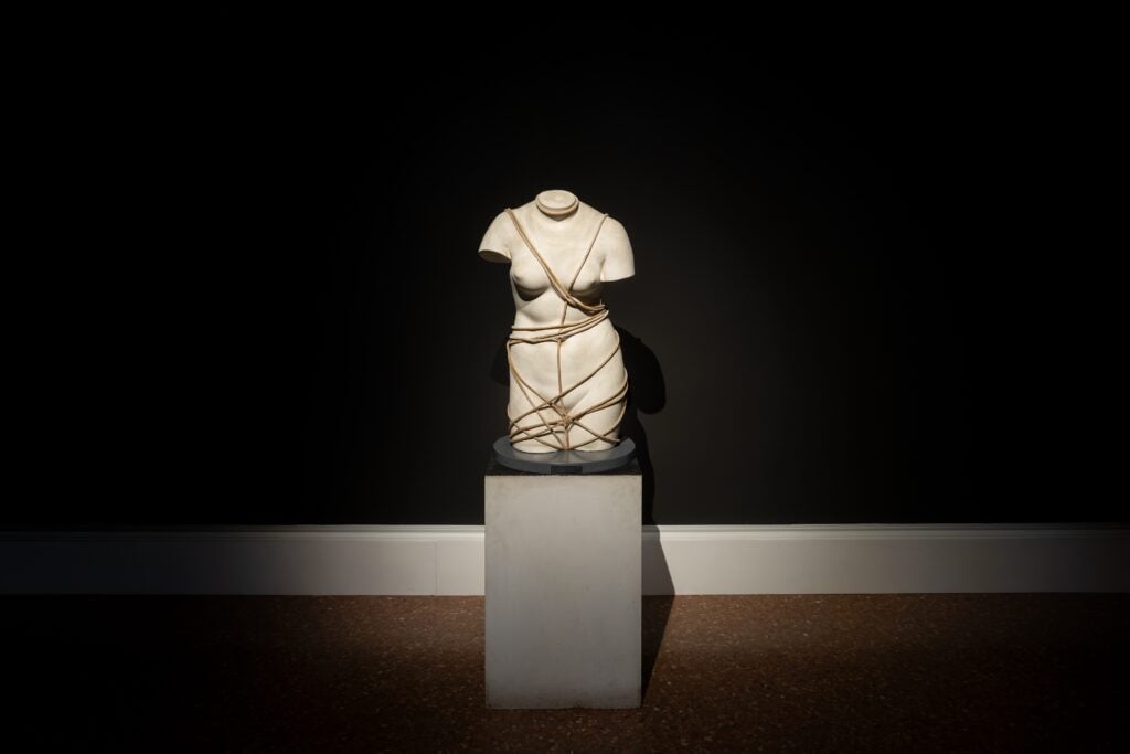 L’intramontabile Man Ray in mostra a Venezia