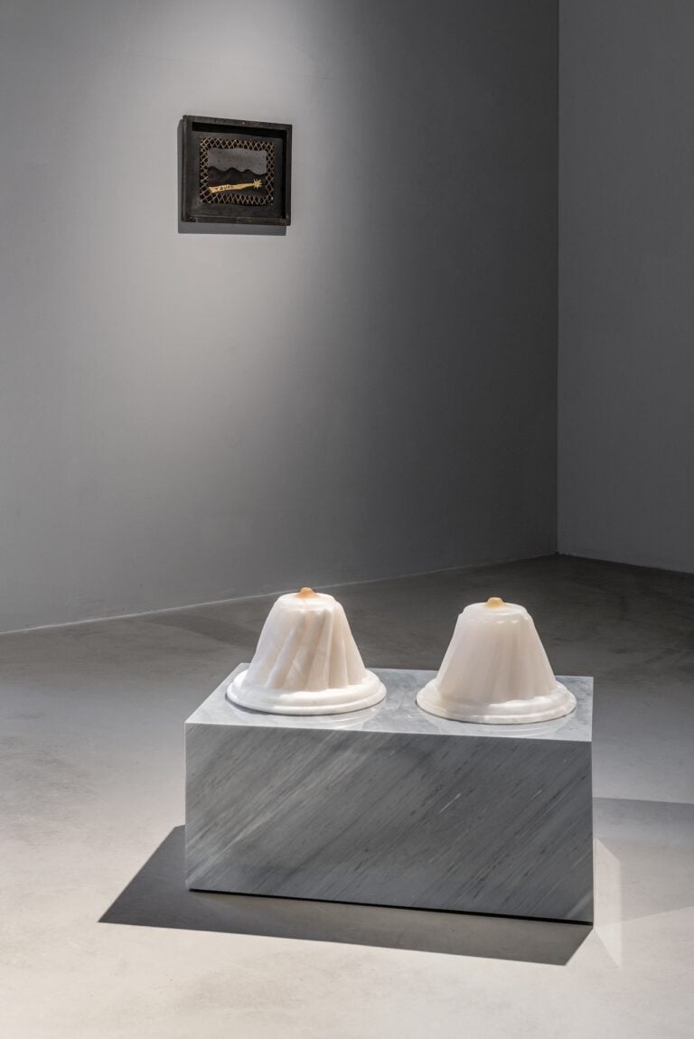 Marion Baruch, Messaggere, Palazzo Strozzi, Firenze, 2025. Photo Leonardo Morfini