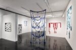 Marion Baruch, Un passo avanti tanti dietro, Palazzo Strozzi, Firenze, 2025. Photo Leonardo Morfini