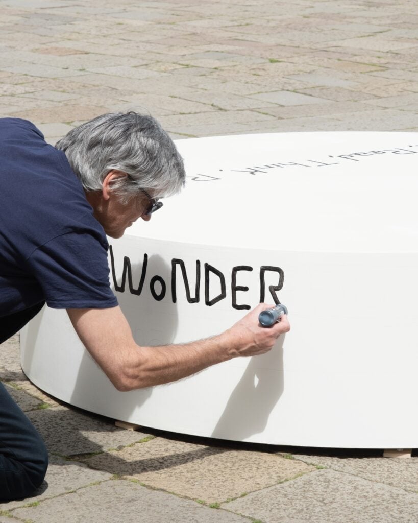 Martí Guixé, Q Spot. Seat, read, think, repeat. Photo Adriano Mura. Courtesy Fondazione Querini Stampalia