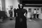 phfrancesca useri2 Un happening artistico collettivo si è svolto nella Chinatown di Milano: 70 opere su 70 chiodi