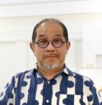 Portrait of curator Jun Aoki, Photo Kai Maetani