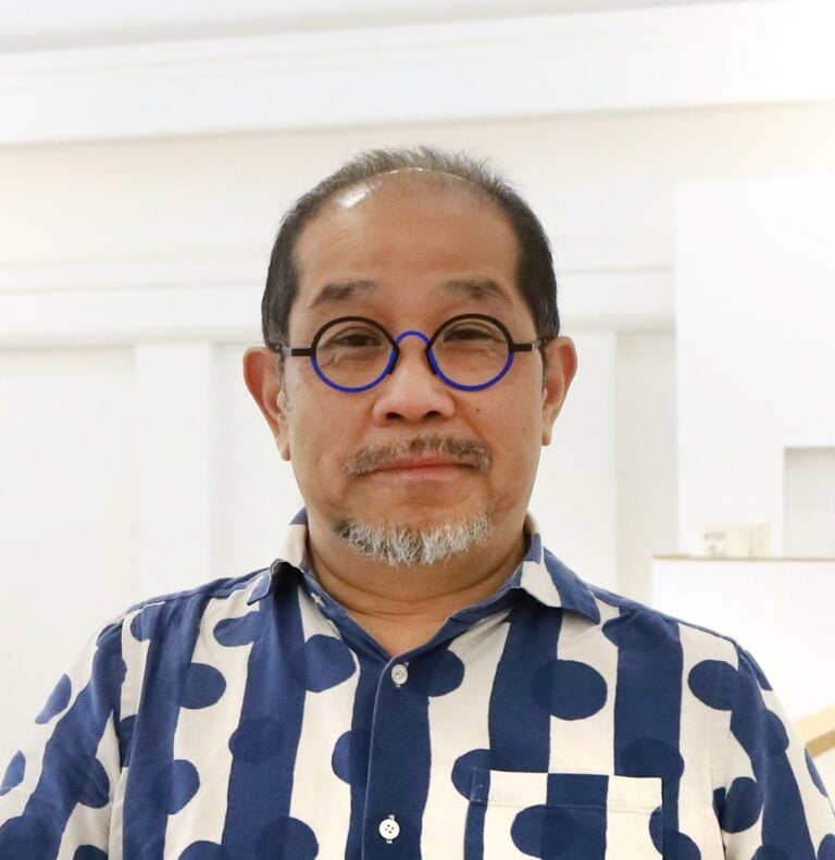 Portrait of curator Jun Aoki, Photo Kai Maetani