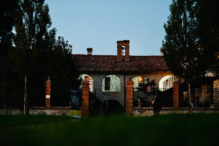 restedianojohn blondtenuta spianamentodsc6666 Nasce una rete culturale in Langhe, Roero e Monferrato. I percorsi d'arte contemporanea si uniscono con Orma