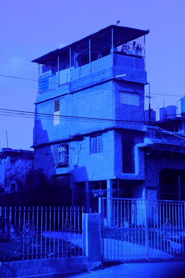 Romaric Tisserand, Every Country Fiction, Edificio Blu