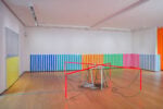 Il grande artista Dan Flavin rivive nei neon di Sergio Limonta a Milano