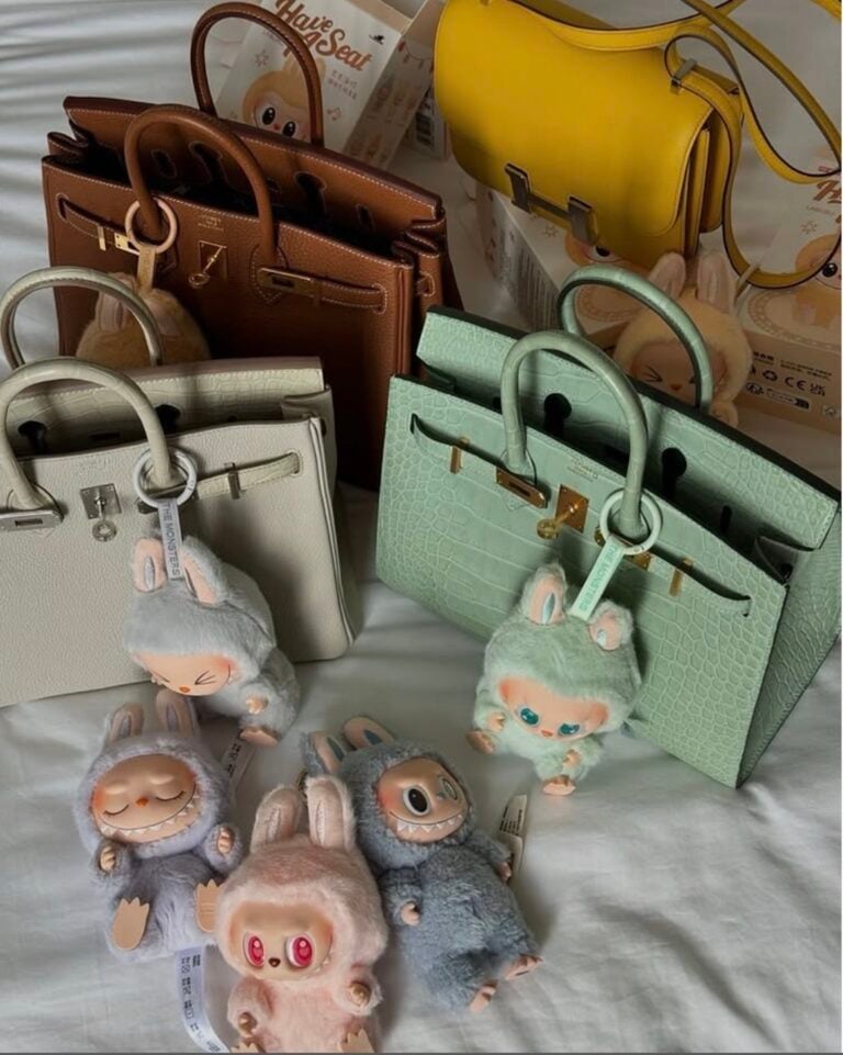 Set di borse con charm Labubu