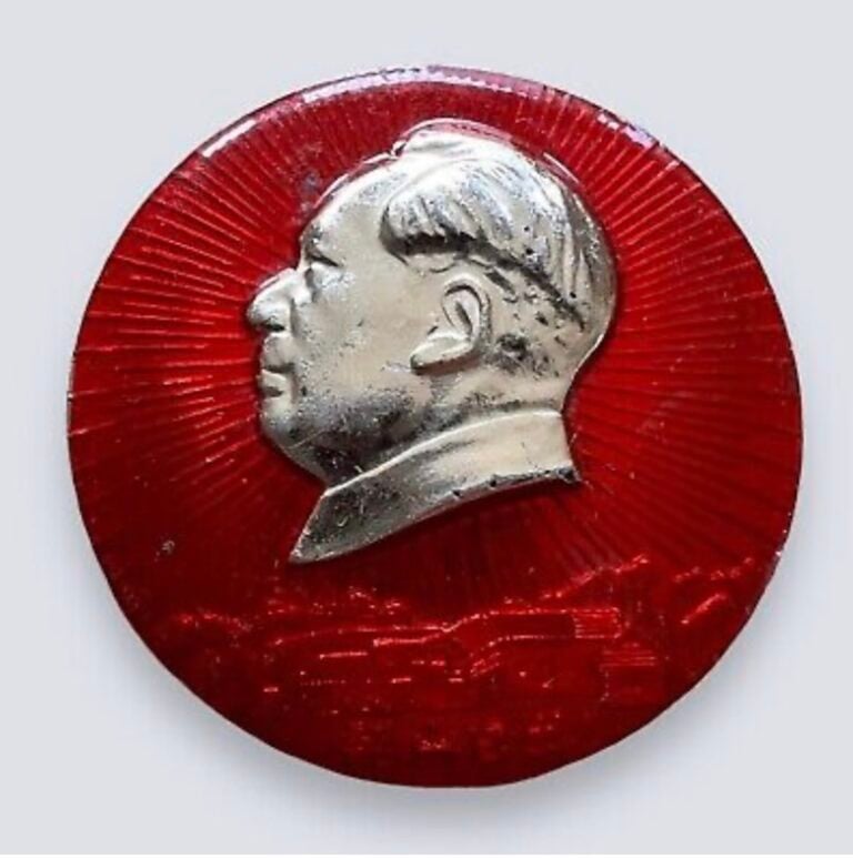 Spila con il profilo di Mao Zedong