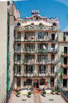 Façade before restoration. © David Cardelús