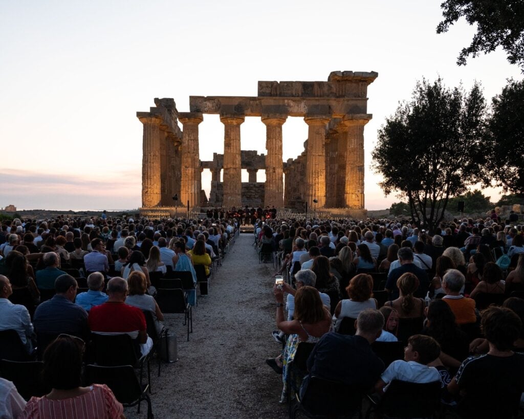 15 festival lirico dei teatri di pietra 1 Guida ai festival di musica da seguire nell’estate 2025 nei posti più belli d’Italia