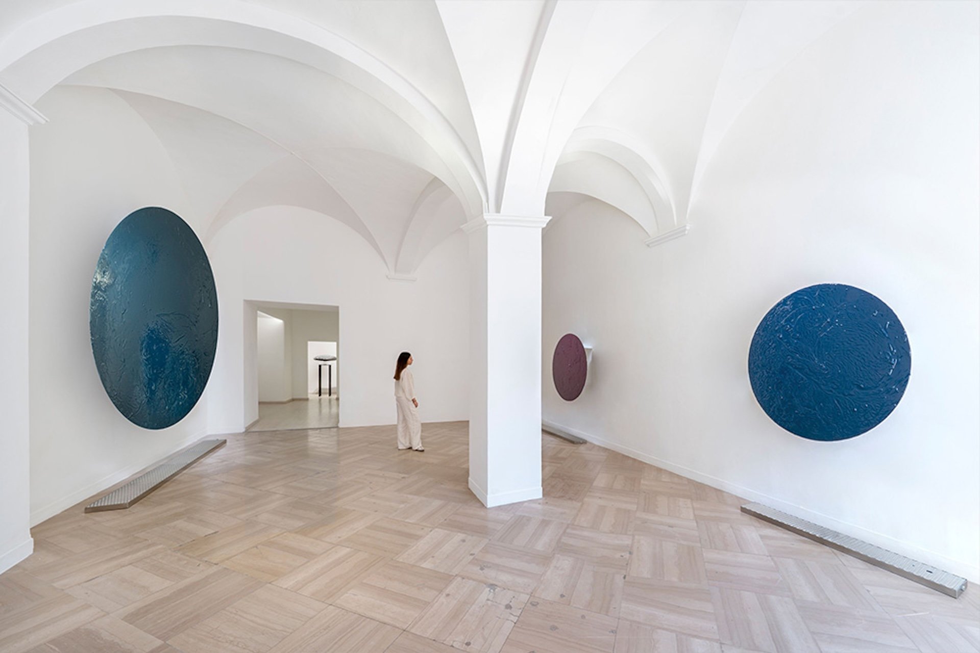 Arcangelo Sassolino, exhibition view _Present_tense_, Galleria Continua, San Gimignano, 2025. Photo © Ela Bialkowska, OKNO studio