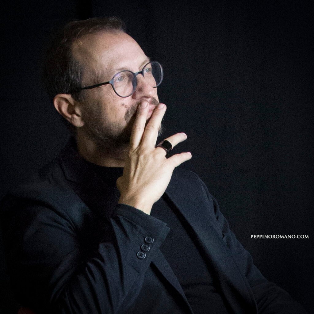 2 un ritratto di maurizio carta ph peppino romano A lezione di rigenerazione urbana. Intervista all’urbanista Maurizio Carta