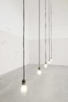 Francisca Valador, Néctar, 2025, vetro, portalampada, filo elettrico_glass, lamp socket, electric wire, dimensioni variabili_variable dimensions. Courtesy the artist and Matèria, Roma. Photo by Roberto Apa
