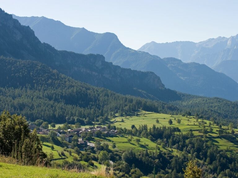 In Valle d’Aosta inaugura una nuova rassegna che mette assieme arte, cibo e alimentazione. Il programma 