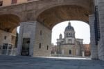70piazza mausoleo augustoph monkeys video lab181224060625 Dopo 20 anni comincia finalmente a riaprire a Roma la nuova Piazza Augusto Imperatore