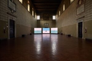 Il grande artista Adrian Paci per il Giubileo è a Roma con due installazioni sull’attualità