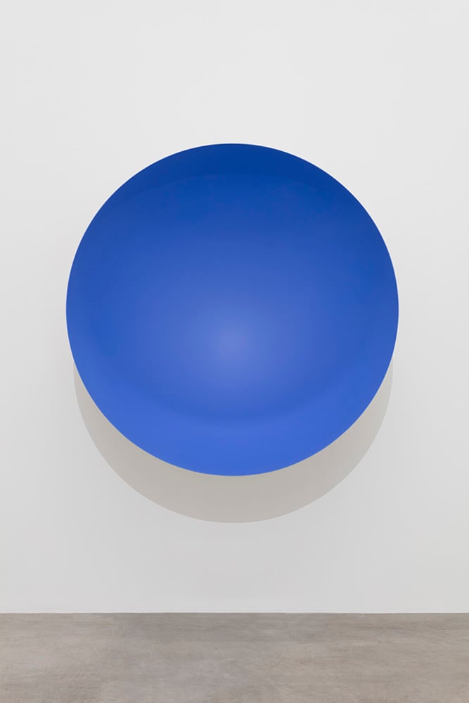 Anish Kapoor - Violet Pearl over Burple 2013 fibreglass and paint, 140 x 140 x 70 cm. Photo- Dong Lin
