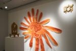 Una galleria d’arte di Carrara è stata trasformata nella casa d’infanzia dell’artista Anna Capolupo