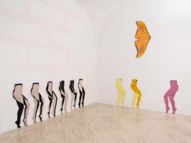 Anthea Hamilton, Soft You, Installation view, Fondazione Memmo, Roma © Daniele Molajoli