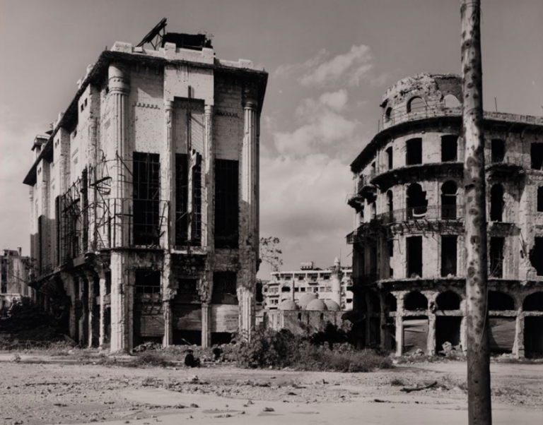 basilico Il design e la fotografia d'autore vanno in asta da Finarte a Milano