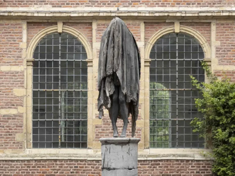 Berlinde De Bruyckere. Arcangelo IV, 2024-2025 (2025), Van Dalecollege