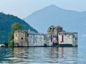 L’antica fortezza in mezzo al Lago Maggiore rinasce come museo dopo anni di abbandono