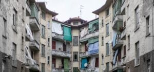 Il Comune di Milano incoraggia la cultura nei cortili delle case popolari. Pubblicato il bando