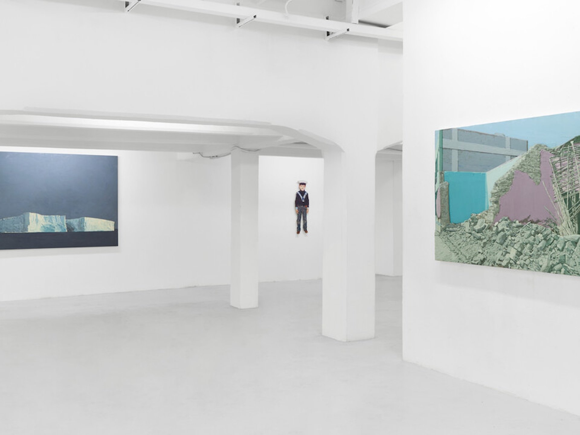 Cristiano De Gaetano, Presenze silenziose, installation view at The Flat, Milano, 2025. Courtesy The Flat - Massimo Carasi Milano