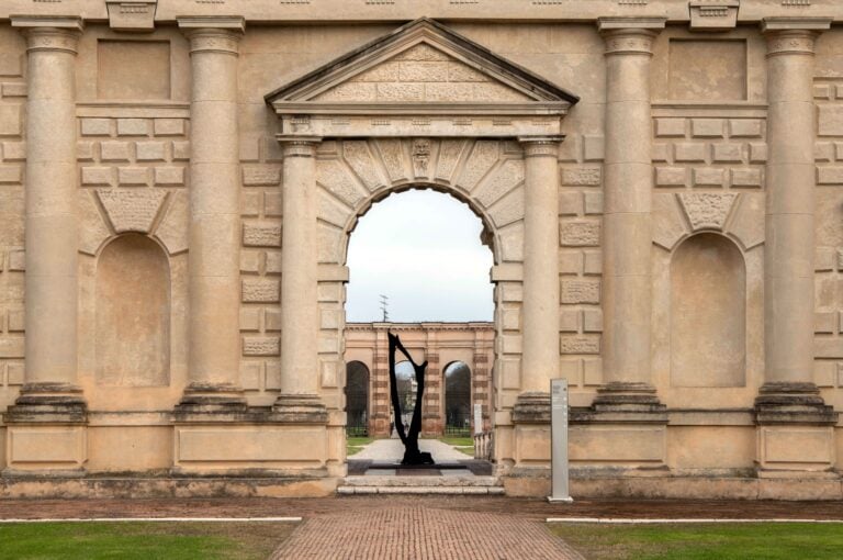 dal caos al cosmo metamorfosi a palazzo te 2 Cinquecento anni di Palazzo Te a Mantova. Una festa lunga a un anno che diventa anche l'etichetta di un vino