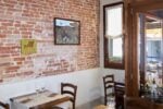 di(Fronte), installation view at Trattoria da Johnny, Venezia, 2025. Photo Clelia Cadamuro