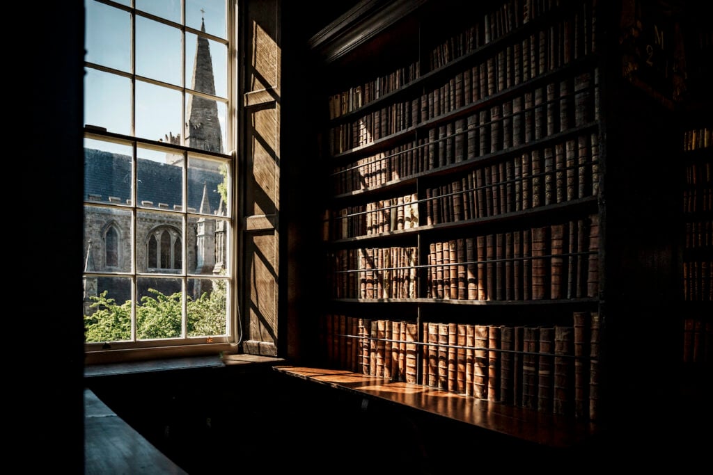 Dublino, Irlanda. Marsh's Library con vista su St Patrick's Cathedral