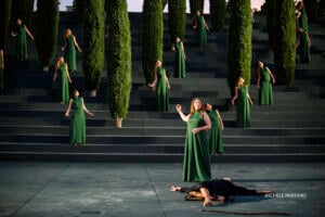 Il calendario 2025 del Teatro Greco di Siracusa. Intervista a Marina Valensise 